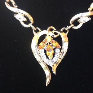 Stunning Trifari Necklace